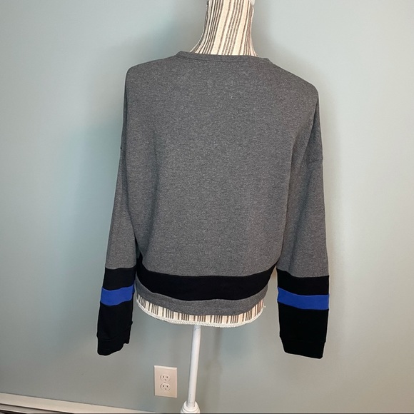 Fabletics Demi Lovato Odessa cropped sweatshirt - Picture 4 of 8